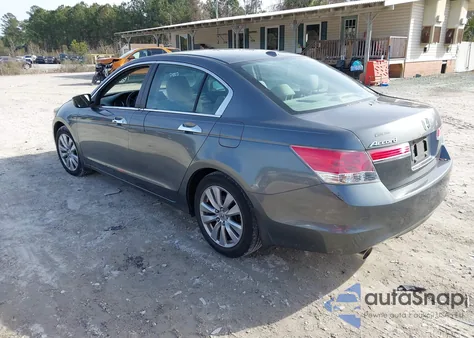2011 Honda Accord 3.5 Ex-L z USA, uszkodzony, nr VIN 1HGCP3F87BA026648